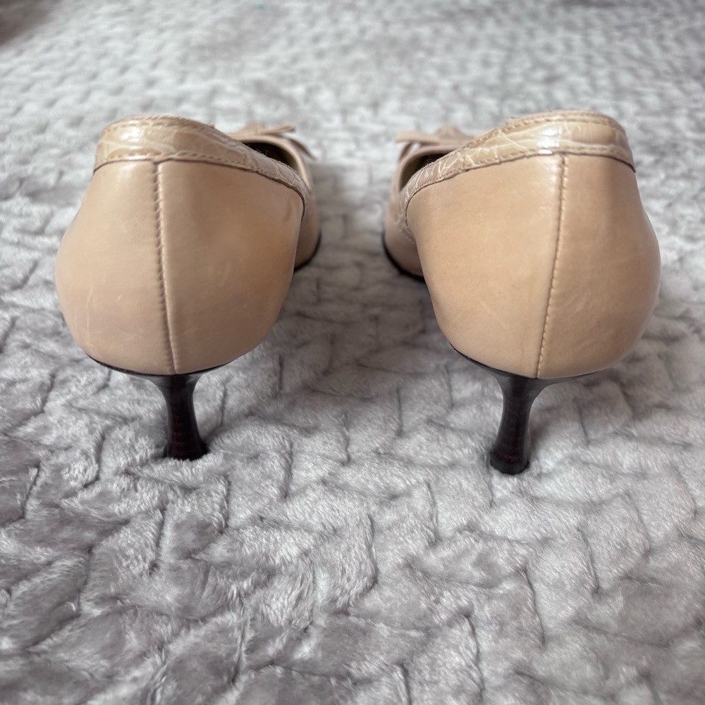 Ellen Tracy Eclipse Beige Croc-Patterned Heels - image 7